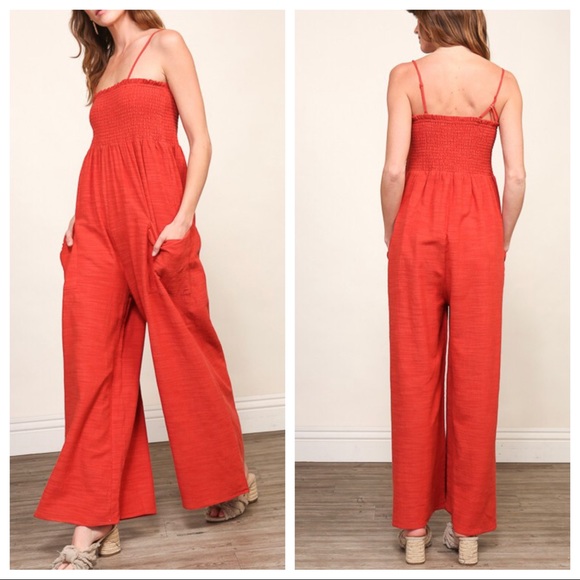 Fabulous wide leg smocked jumpsuit with pockets - Picture 3 of 8